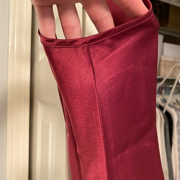 La Intimates Maroon Slip - Picture 5 of 8